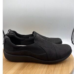 Clarks Women's Cloudsteppers Sillian Paz Slip-On Flats 9W Black Nubuck Comfort
